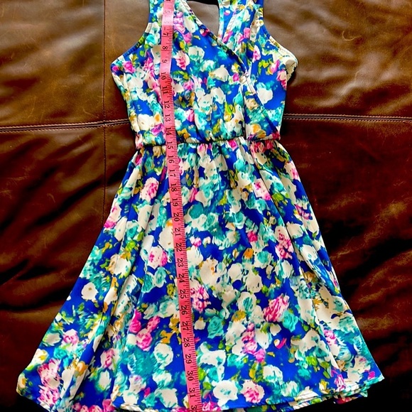 Lush girls dress - Picture 7 of 7